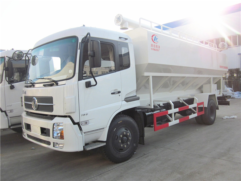 散裝<a href=http://m.sld918.com/siliaoche/ target=_blank class=infotextkey>飼料車</a>圖片展示