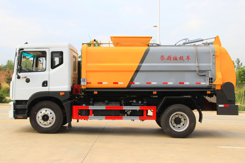 國(guó)六東風(fēng)D9 9.5方 餐廚垃圾車(chē)圖片3