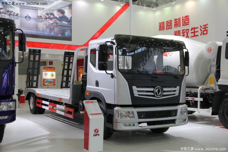 東風(fēng)190馬力 4X2 平板運輸車