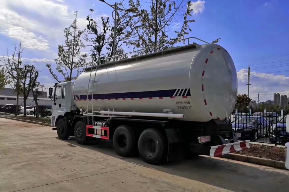 東風(fēng)國五隨專25方粉塵物料散裝水泥運輸車圖片4