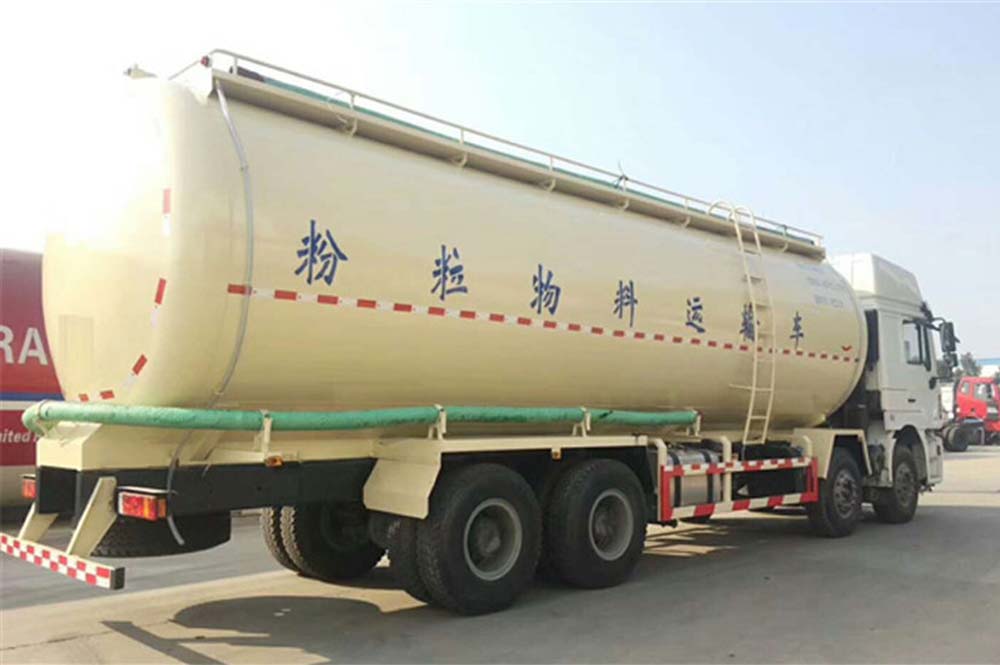 陜汽德龍40方國五粉粒物料運(yùn)輸車圖片4